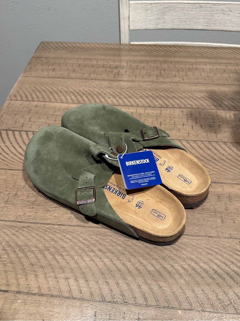 Birkenstock Men’s Boston Suede Clog - Olive